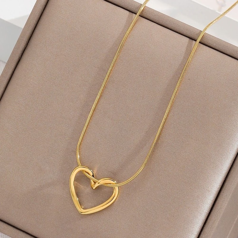 Fashion Twist Heart Pendant Necklace 18K Gold Plated Stainless Steel Chain For Women And Girls 7