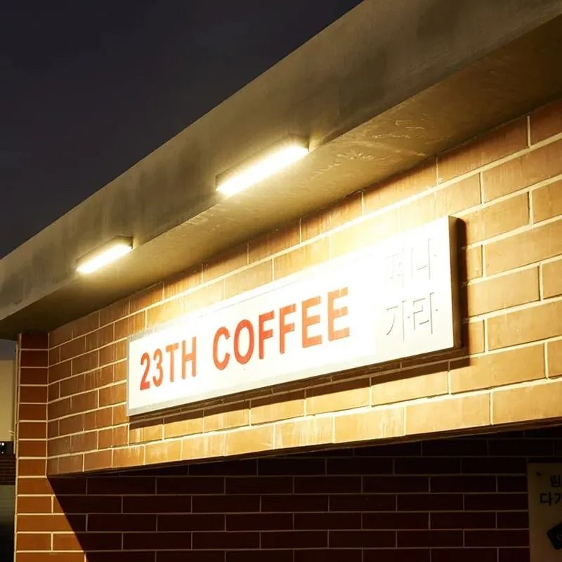 LED Solar Magnetic Wall Light Waterproof Outdoor Night Lights With Dimmable Brightness 5