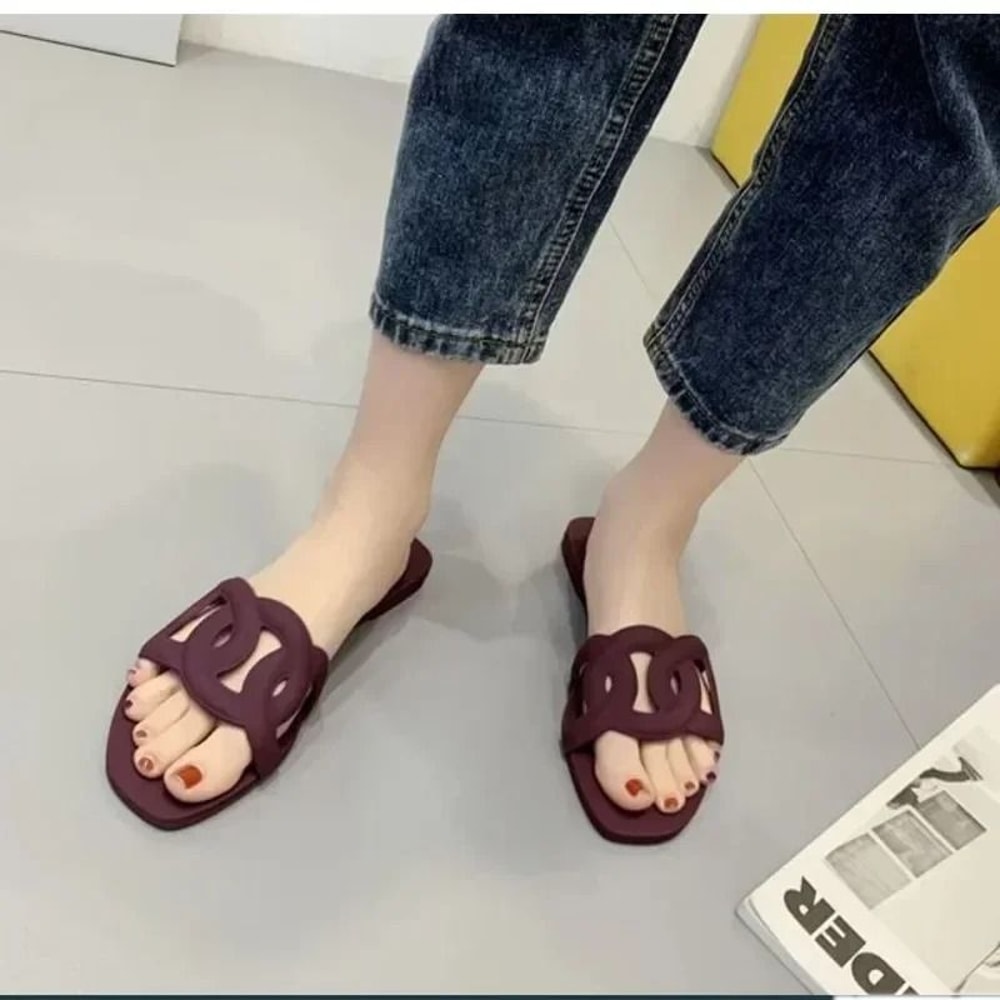 Summer Trendy Jelly Colour Simple Outdoor Indoor Slides Sexy Cool Beach Footwear For Women 3