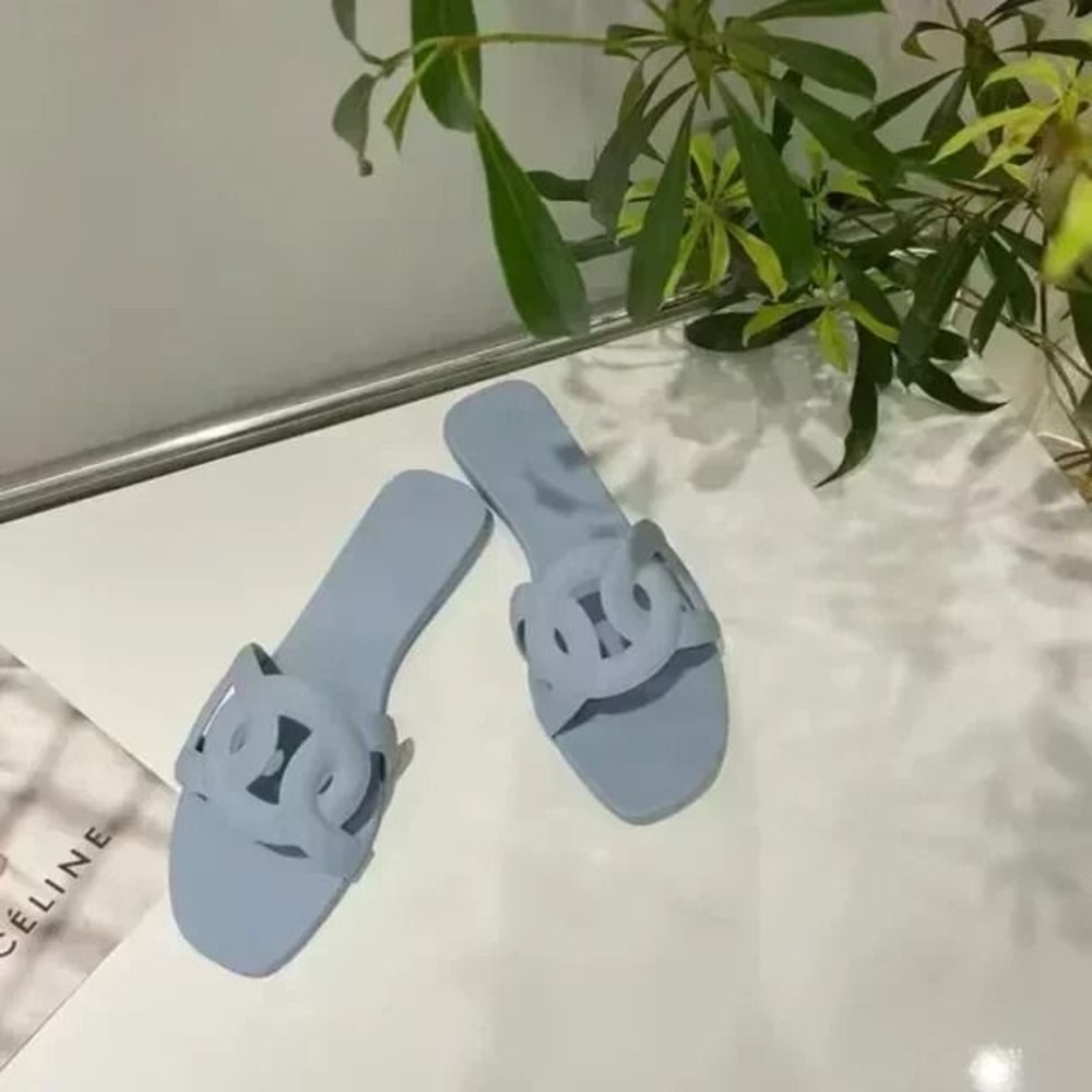 Summer Trendy Jelly Colour Simple Outdoor Indoor Slides Sexy Cool Beach Footwear For Women 11