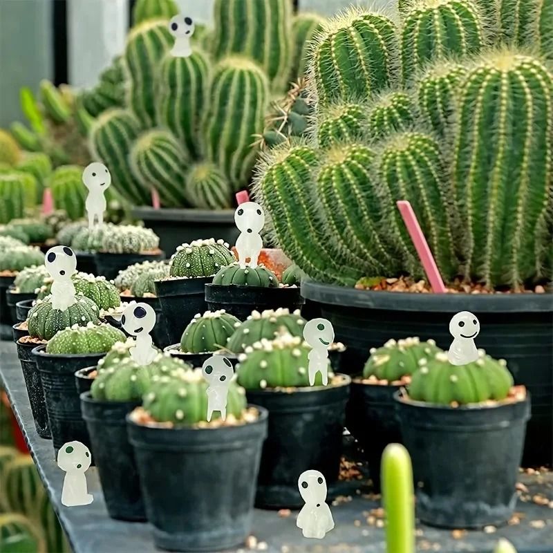 10pcs Luminous Resin Ghost Figures Miniature Alien Decor For Halloween And DIY Terrariums 4