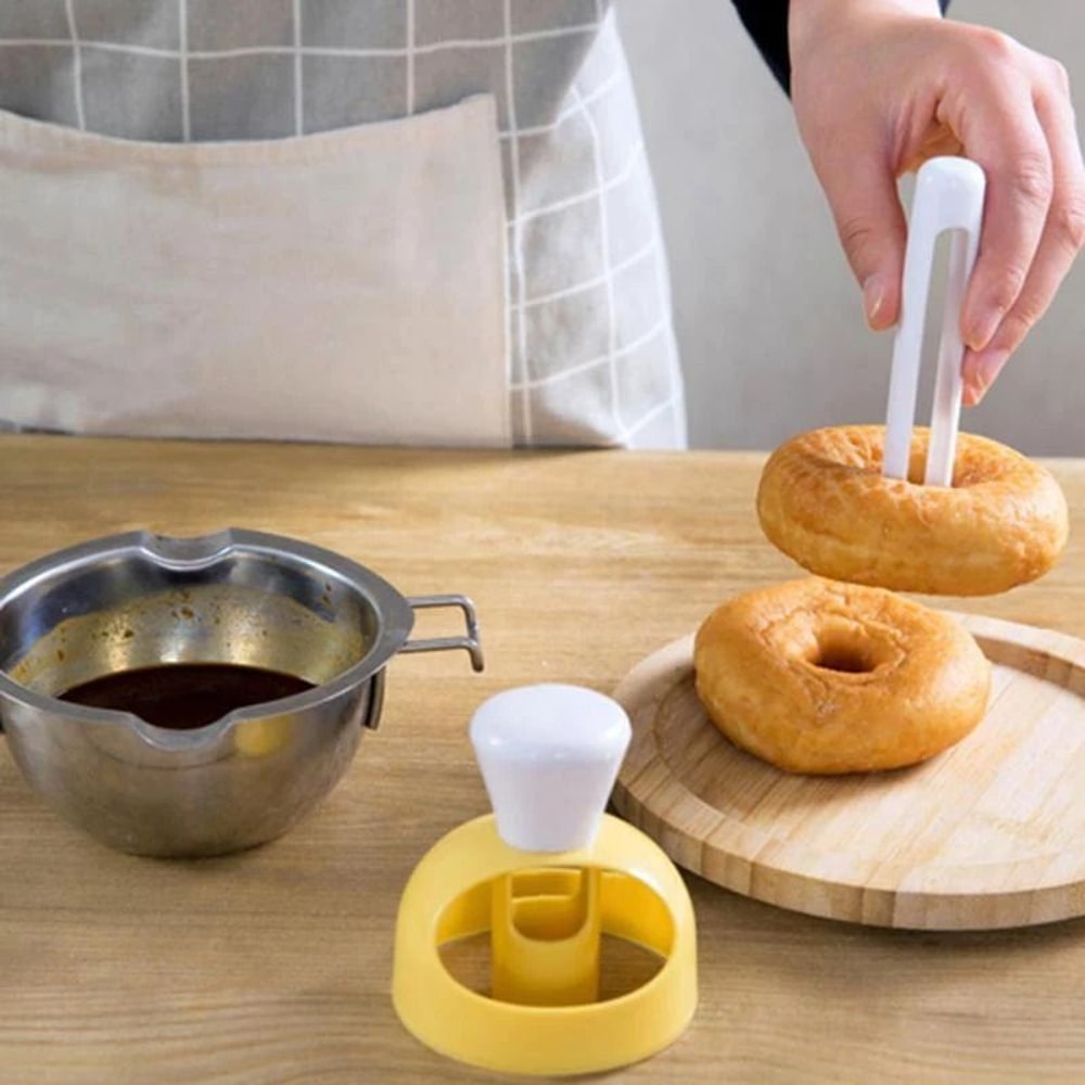 Professional ABS Donut Mold Cutter And Creative Dessert Maker Set With Dipping Clip 2