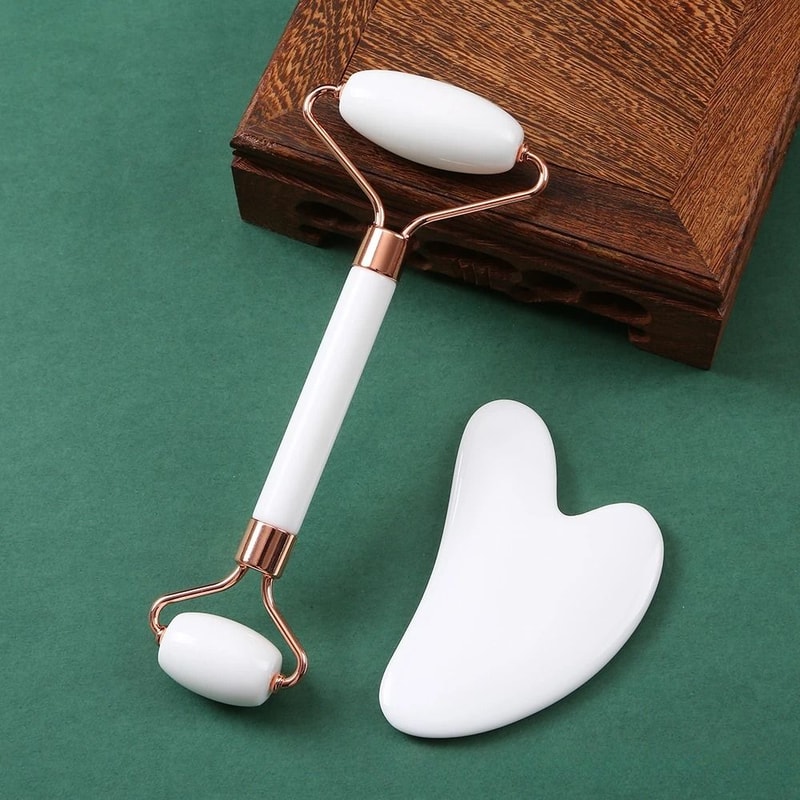Natural Resin Facial Roller And HeartShaped Gua Sha Scraper Set 14