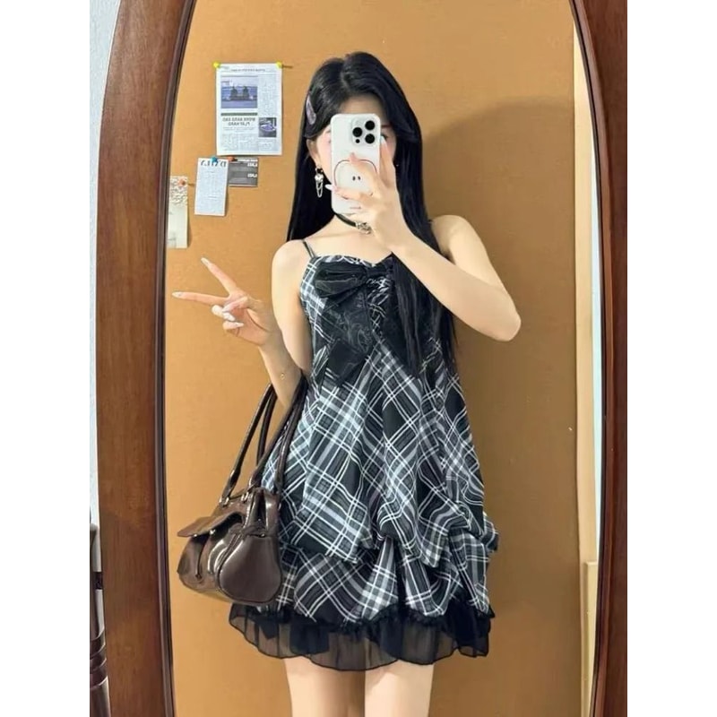 2025 Japanese Vintage Style Black Lace Strap Dress Korean Fashion Summer Sweet Patchwork One Piece 5