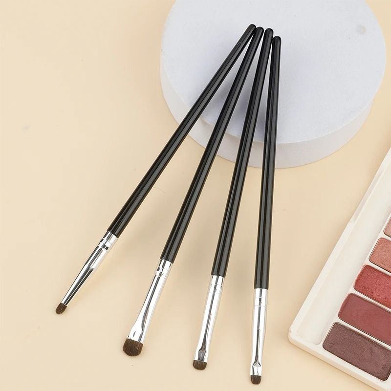 4pcs Professional Eye Makeup Brush Set Fine Detail Eyeliner Smudge Concealer Pony Hair Tool Kit 2