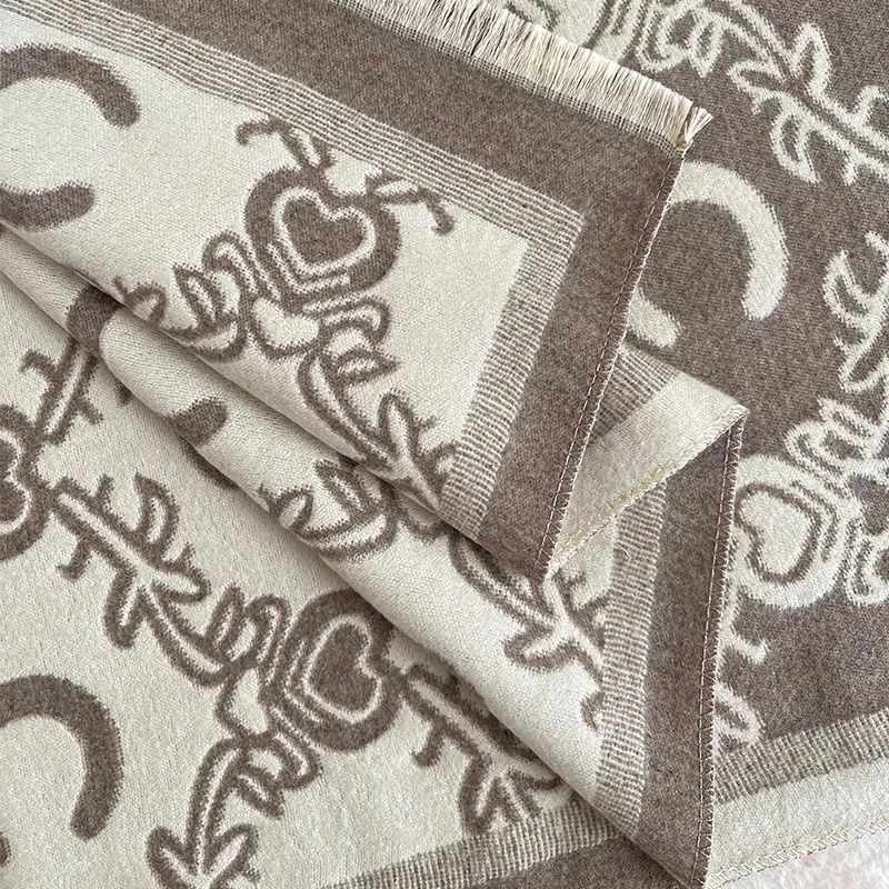 2024 Luxury Paisley Cashmere Shawl Premium Winter Neckerchief Thick Blanket Poncho System 3