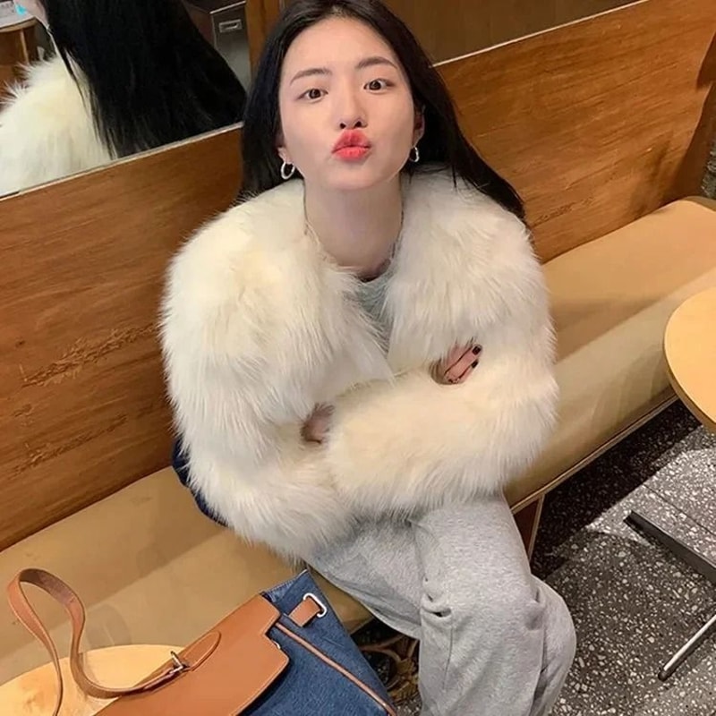 2026 Fashion Imitation Fox Fur Coat Premium Casual Short Loose Winter Jacket Comfortable Outerwea 7