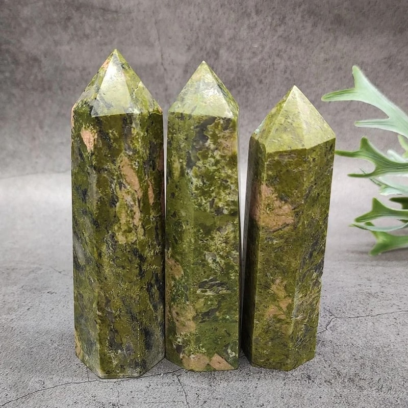 Natural Stone Crystal Point Wand Reiki Healing Mineral Decor For Witchcraft Meditation 18