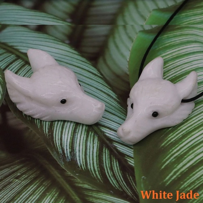 Wolf Head Crystal Pendant 15 HandCarved Natural Stone Healing Animal Figurine For Jewelry Decor 25