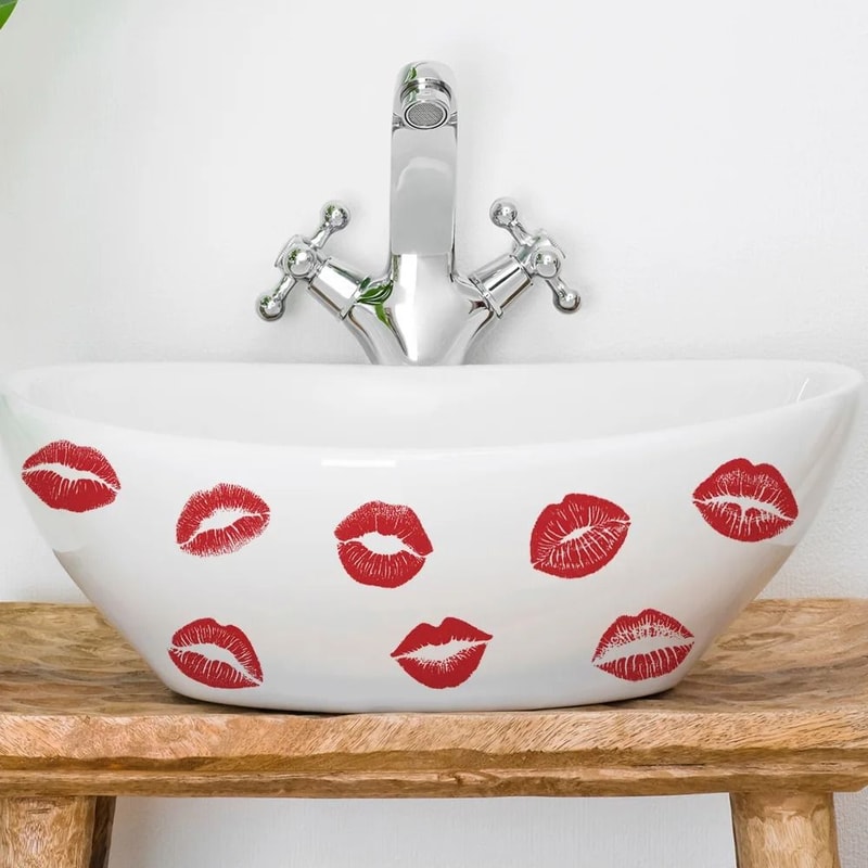 Bold Red Lip Print Wall Decals Fashion Bedroom Bathroom Mural SelfAdhesive Aesthetic Home Beauti 2
