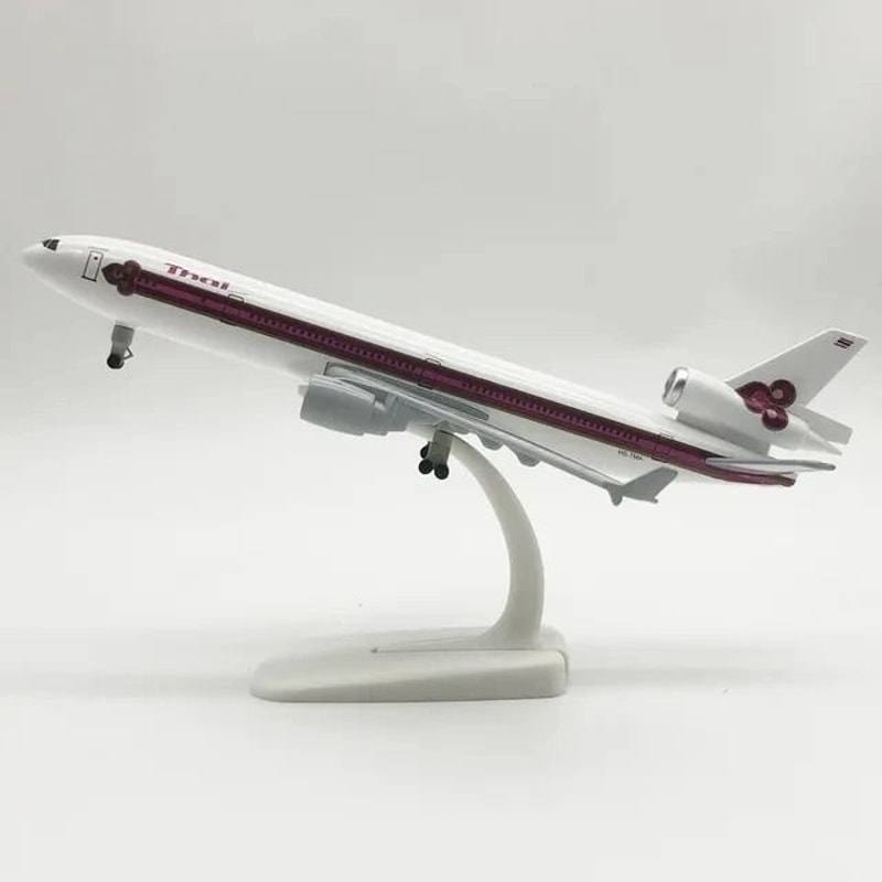 MD11 Heritage Aviator Model 20cm DieCast Alloy Aircraft Executive Desktop Studio Sanctuary Decor 9