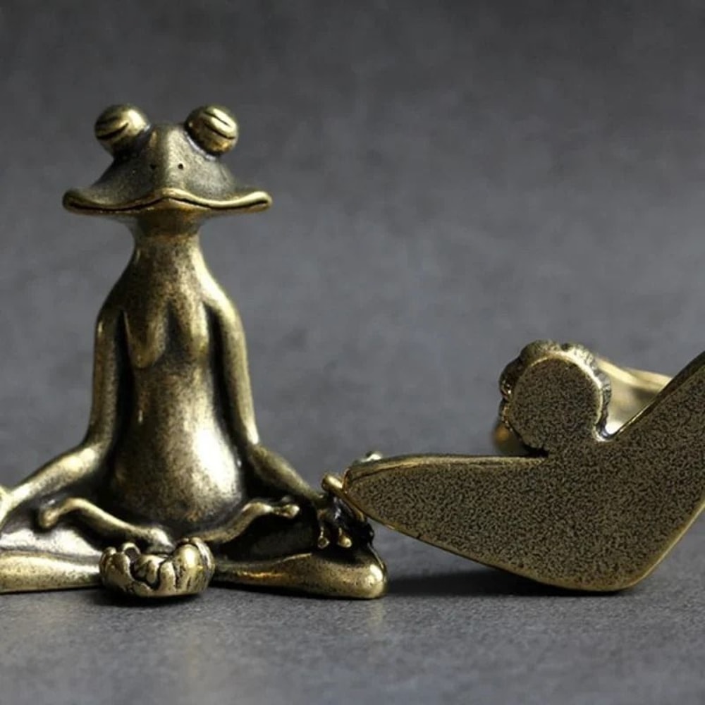 Retro Pure Copper Zen Frog Incense Holder And Tea Pet Ornament 3