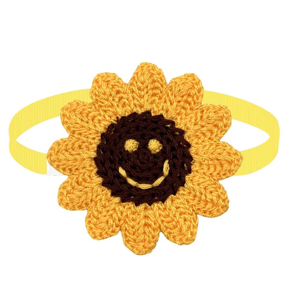 Wholesale HandKnitted Smile Flower Pet Accessories 4