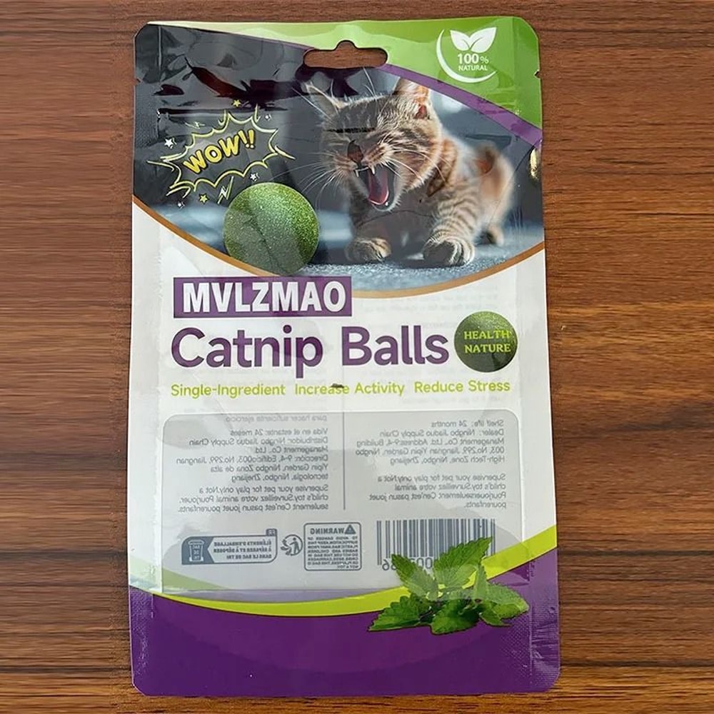 Edible Rotating Catnip Ball Toy For Home Chasing Game 2