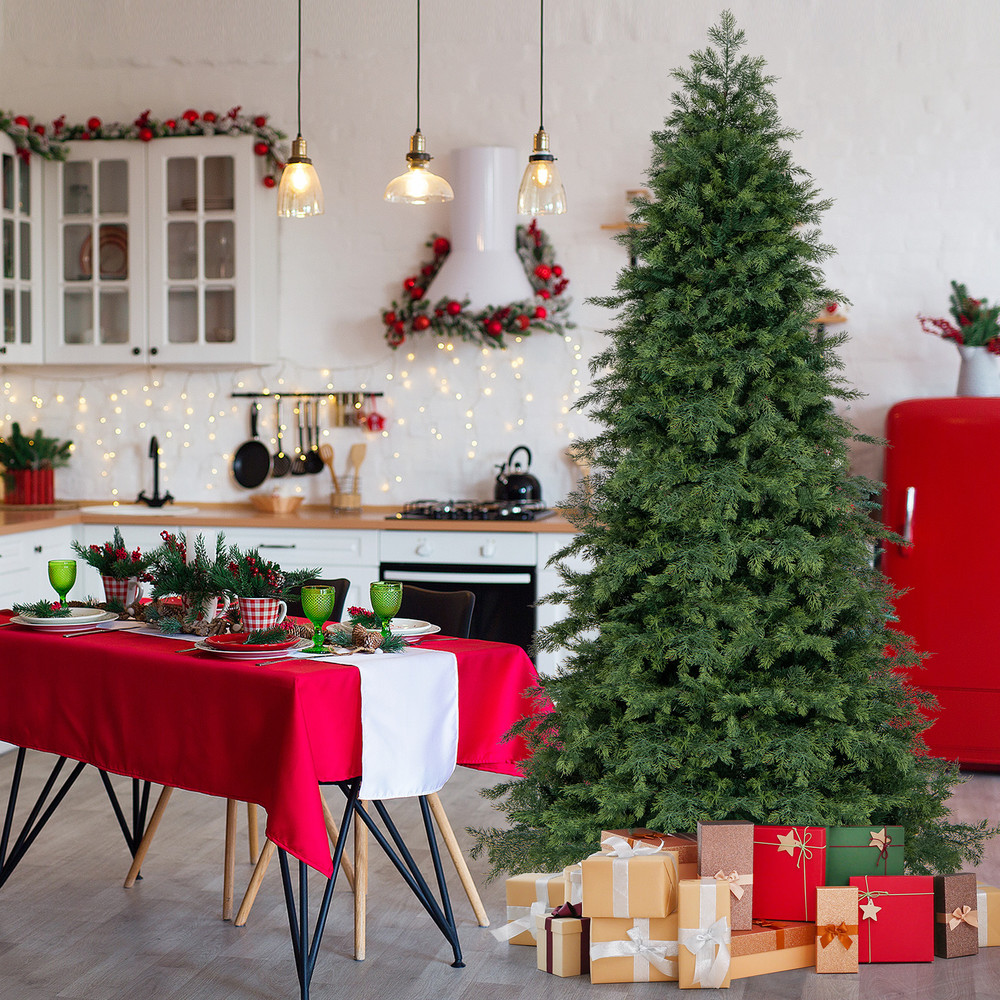 Traditional Green Christmas Tree Realistic Xmas Tree with PE & PVC Foliage for Indoor Holiday Decor