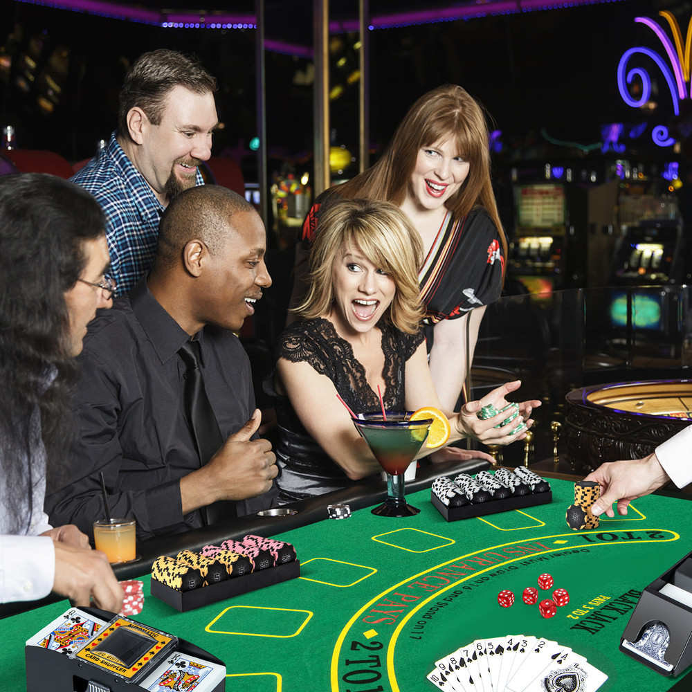 Premium 14 Gram Poker Chips 300 Pieces Casino Poker Chip Set With Automatic Card Shuffler Lockable 0