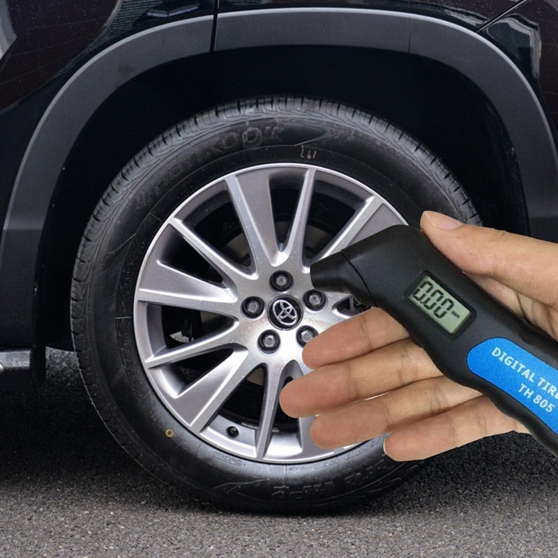 Handheld Wireless Tire Pressure Gauge Digital Tire Pressure Tester for Cars