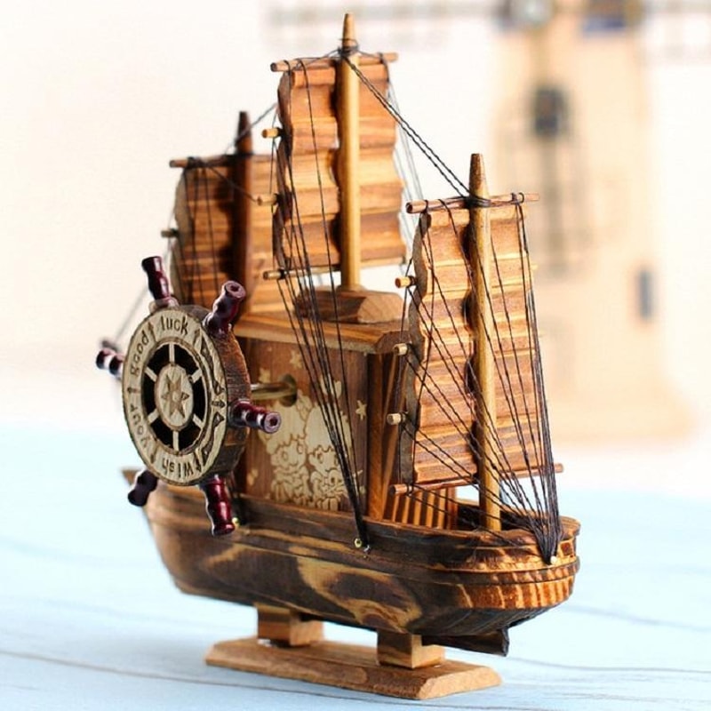 Wooden Music Sailing Boat Music Box Decoration, Creative Wooden Boat Decor Gift for Home and Office