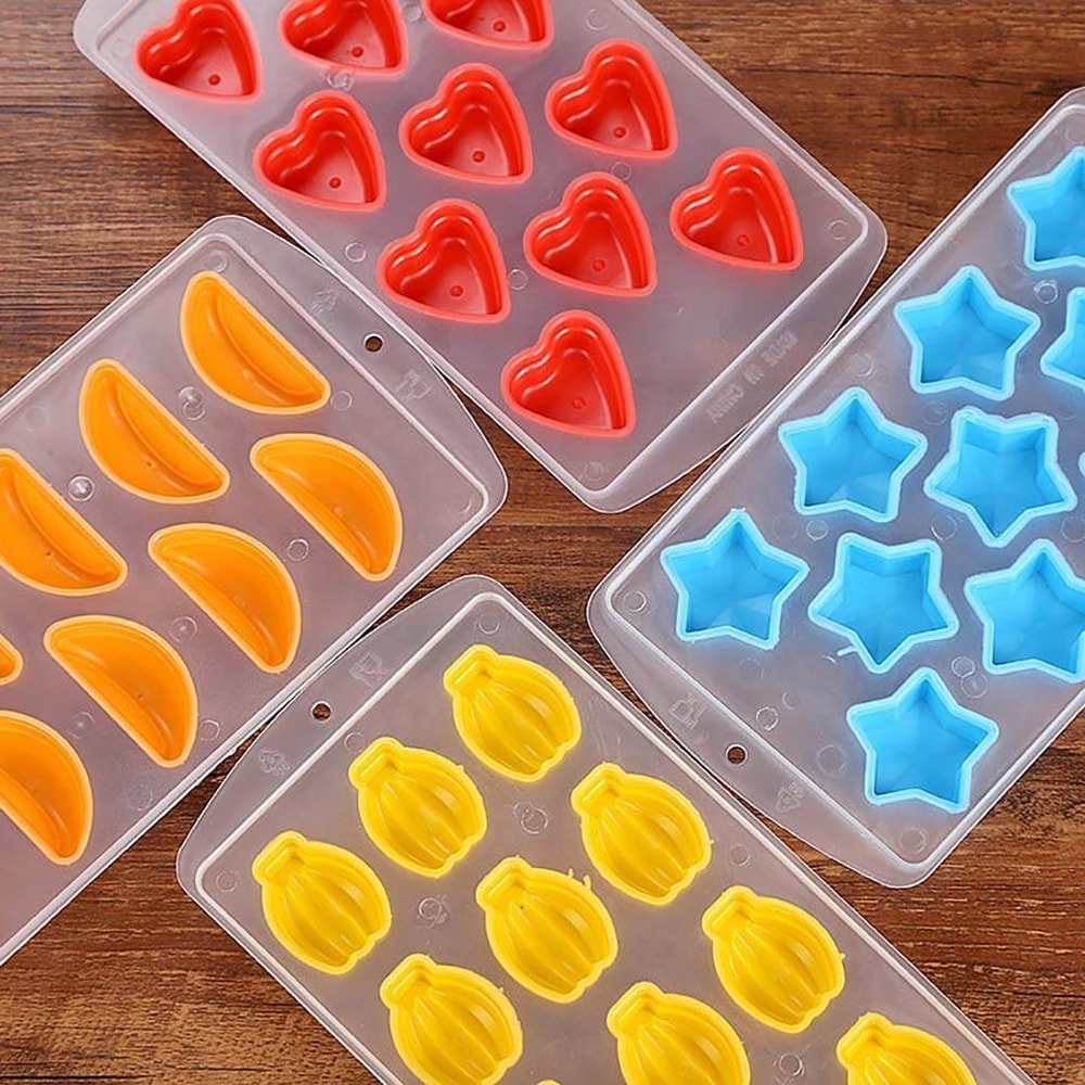 HeartShaped Silicone Ice Cube Tray For Drinks Chocolates Desserts 2
