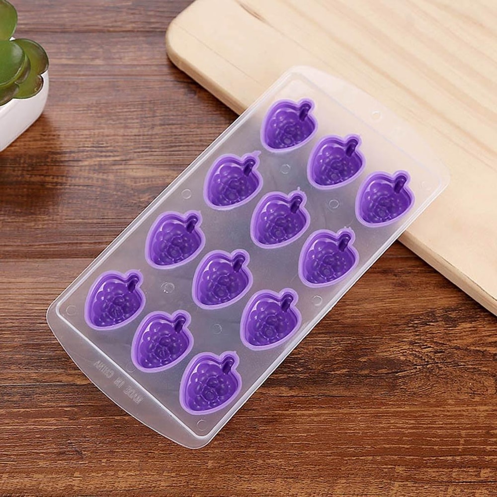 HeartShaped Silicone Ice Cube Tray For Drinks Chocolates Desserts 4