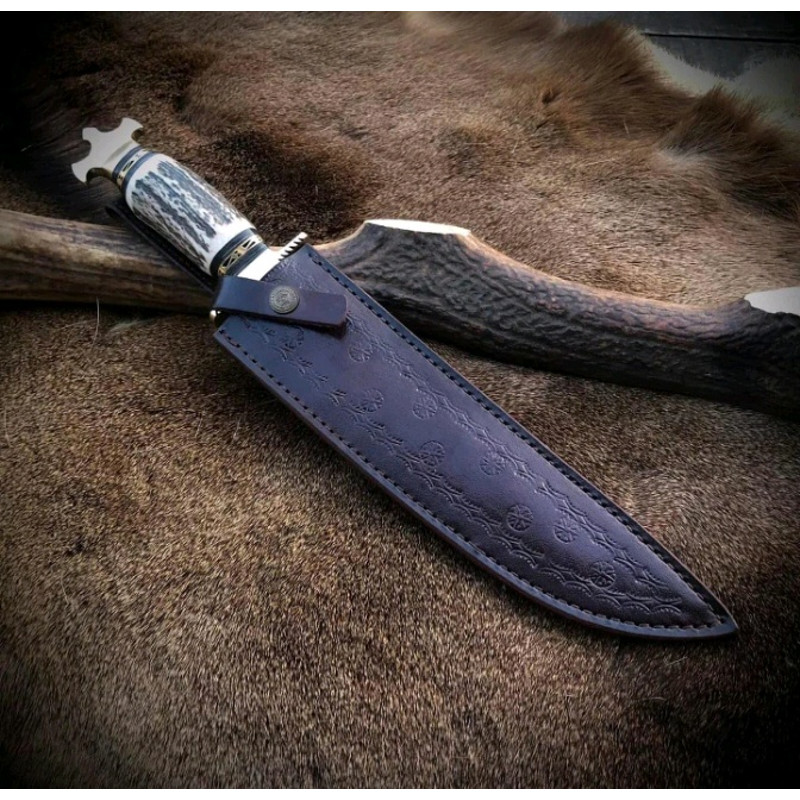 Hunting Knife 1