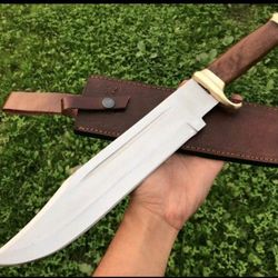 damascus knife for hunting and indoor use