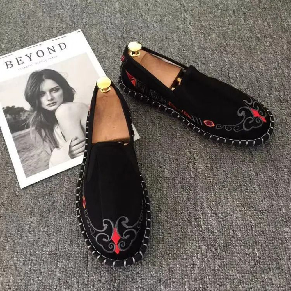 Traditional Embroidered Beijing Cloth Loafers For Men 15