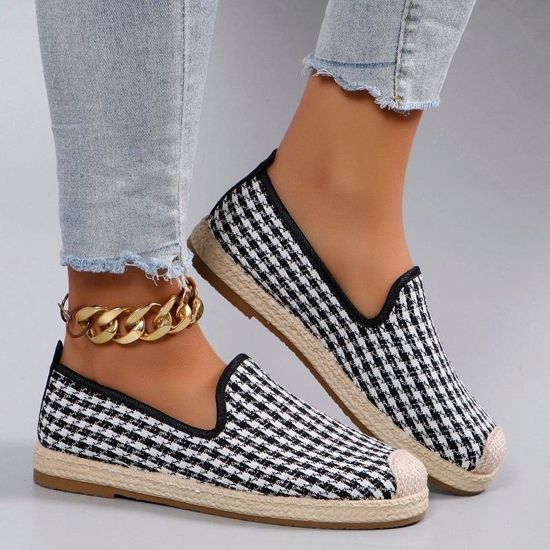 Lightweight Breathable Flat Sport Shoes For Women 4