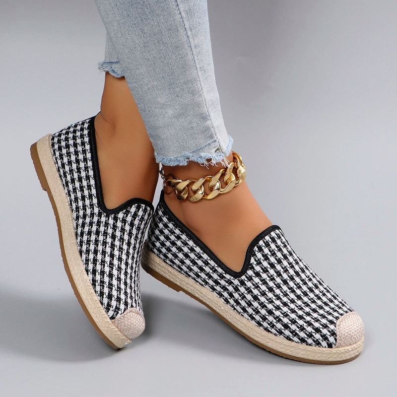 Lightweight Breathable Flat Sport Shoes For Women 5