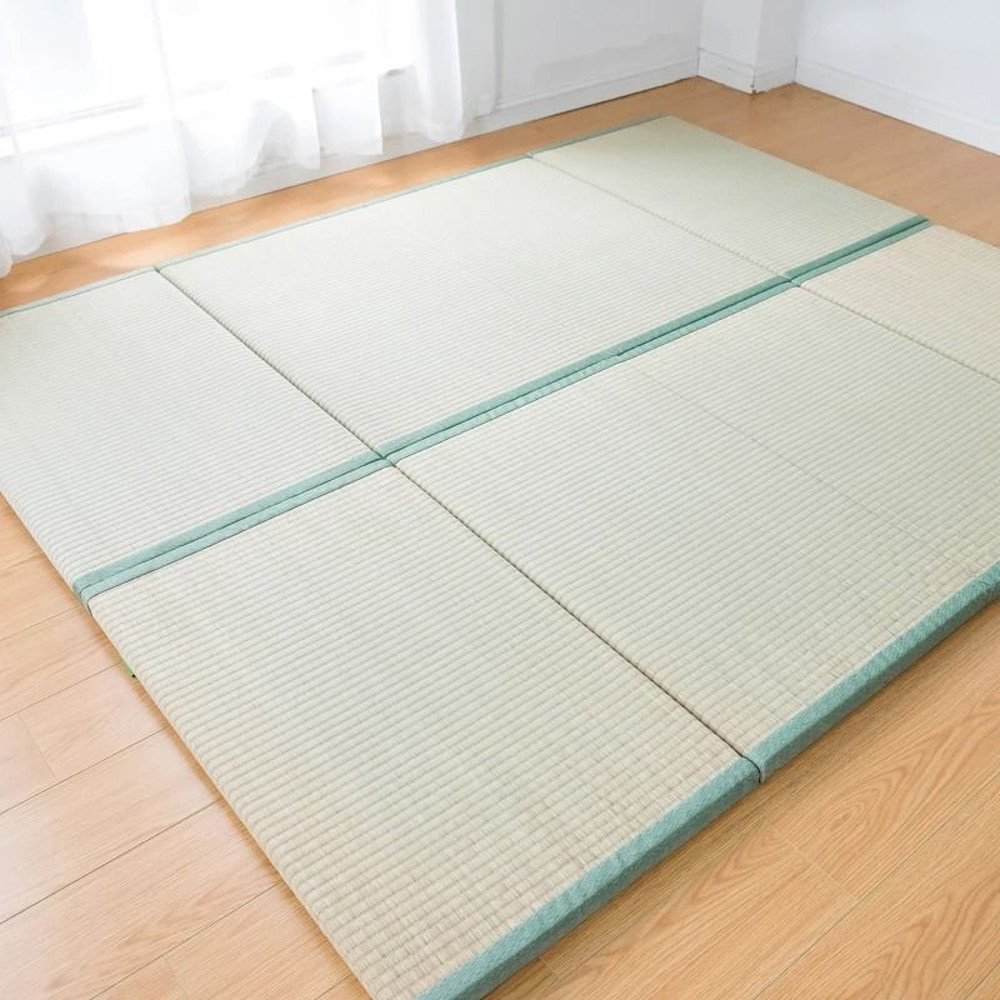 Foldable Tatami Style Sleeping Mattress With Traditional Straw Design 0