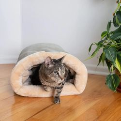 semi enclosed pet sleeping bag bed for cats and small dogs
