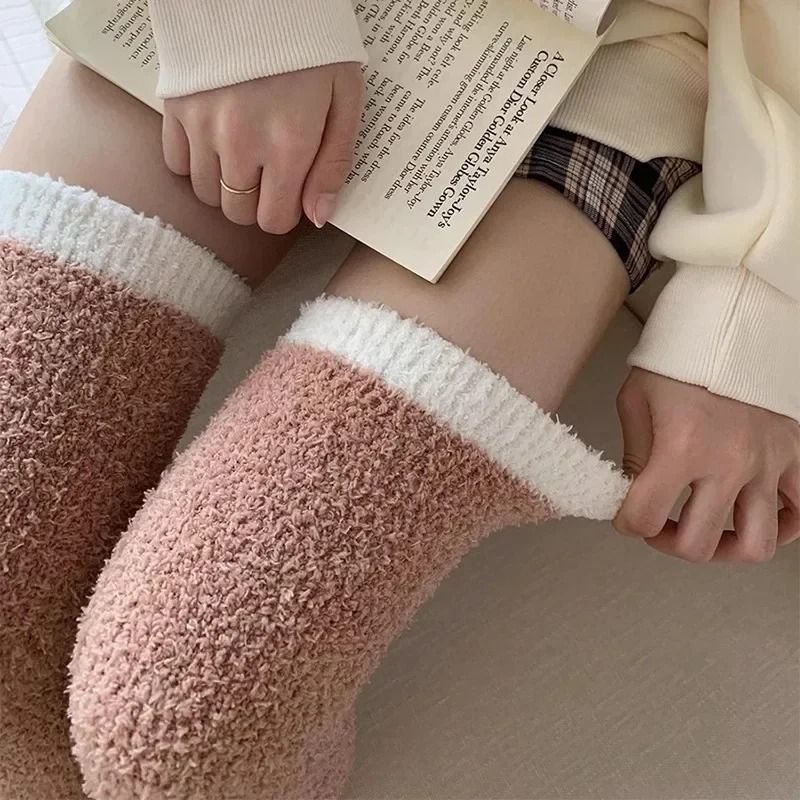 Cozy Winter Coral Fleece Over Knee High Socks For Women Soft Plush Thigh High Warm Sleep Socks 1