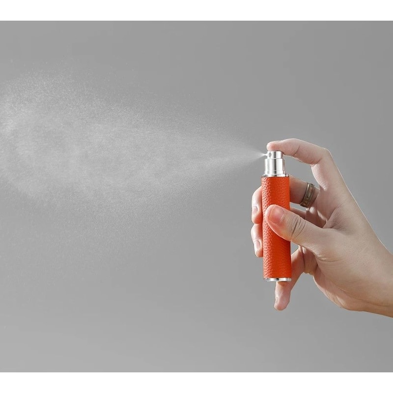 10ml Magnetic Perfume Atomizer With Leather Cover For Travel 1