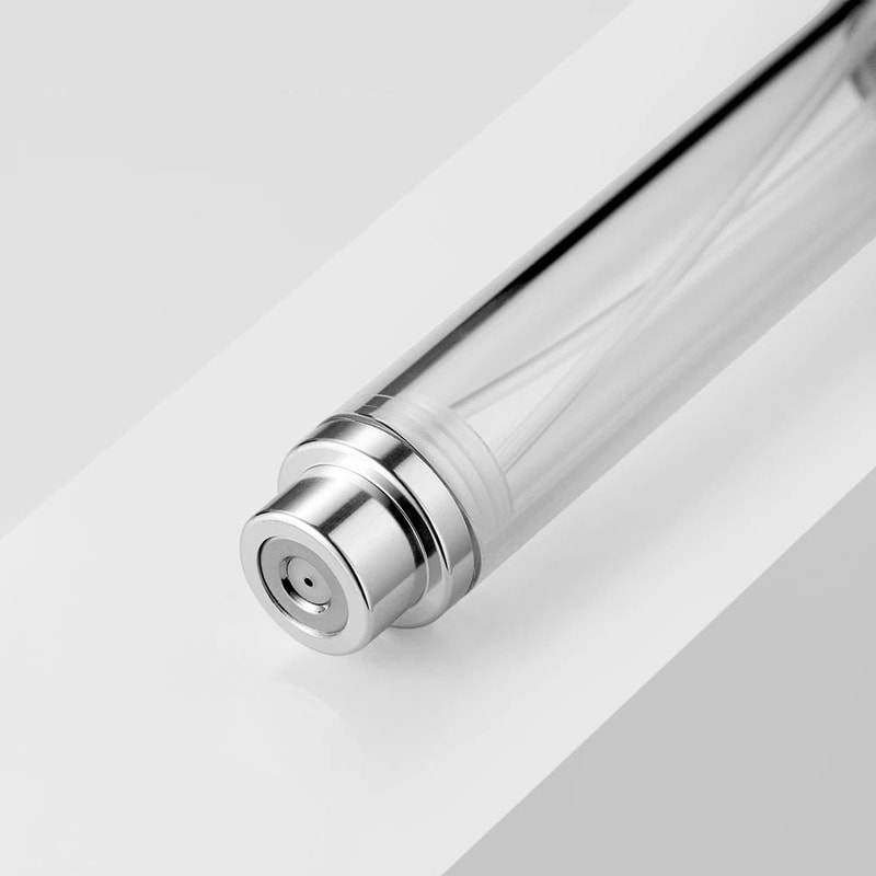 10ml Magnetic Perfume Atomizer With Leather Cover For Travel 2