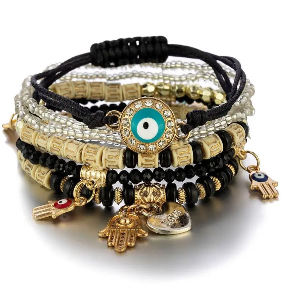 Bohemian Charm Bracelet Set With Heart And Beaded Details For Women 2