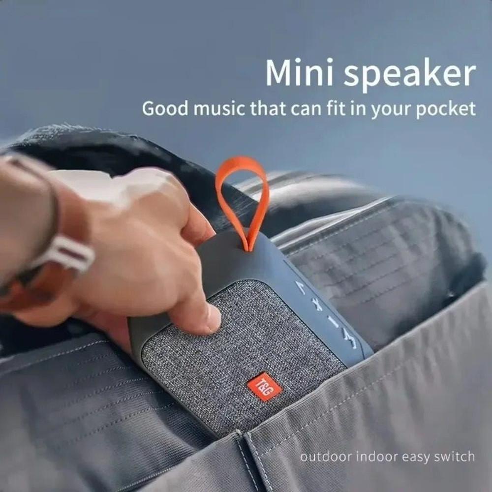 Portable Wireless Bluetooth Speaker With FM Radio 3