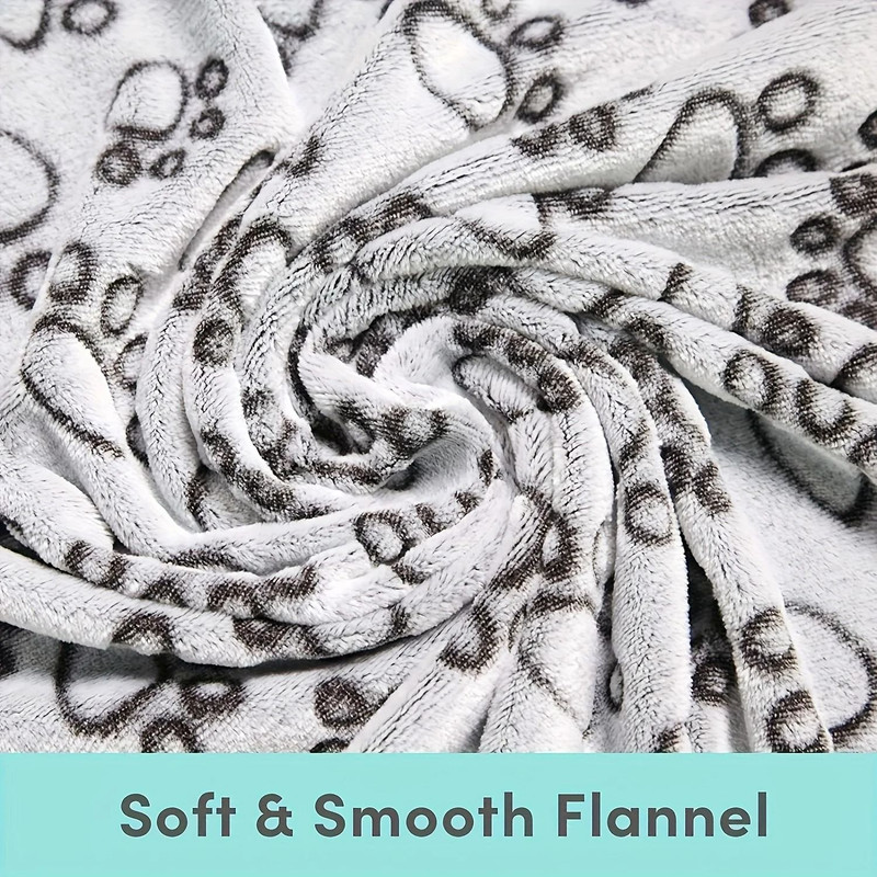 Soft Plush Pet Blanket With Cartoon Design 3