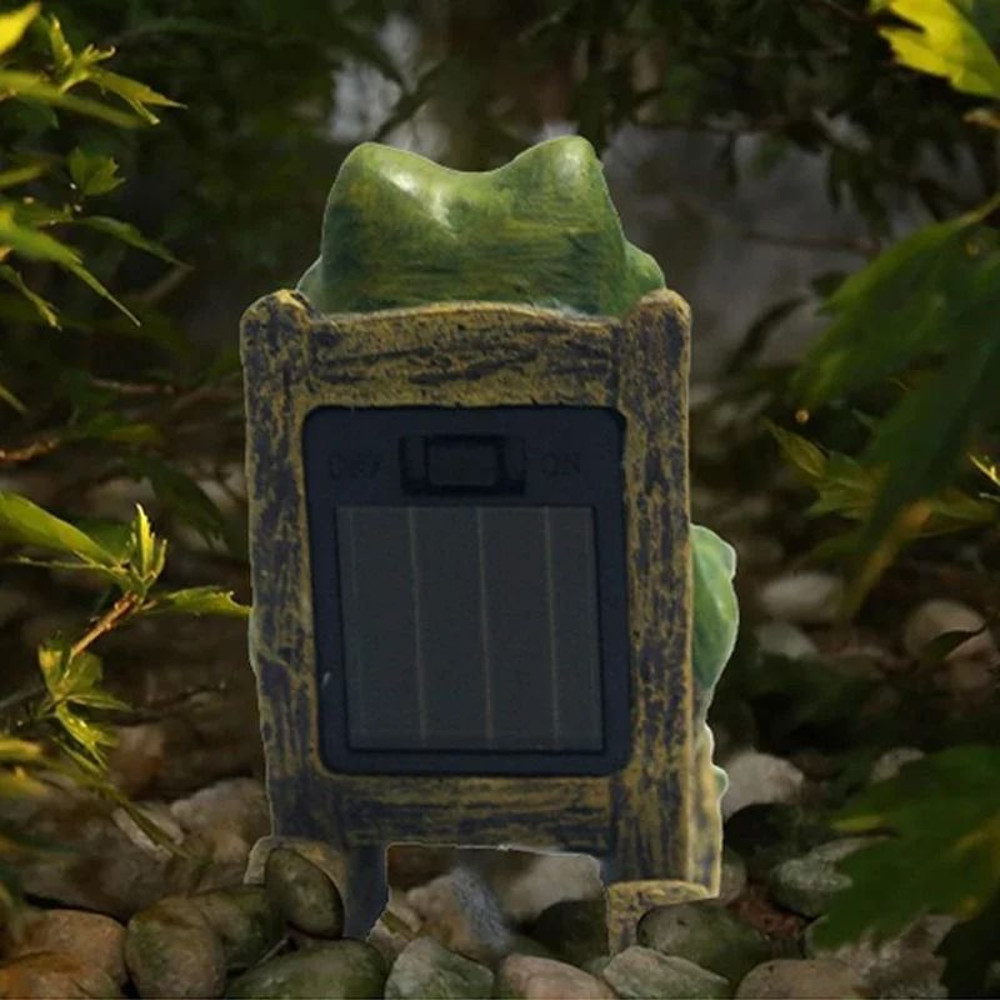 Solar Frog Garden Light Outdoor Decoration 3