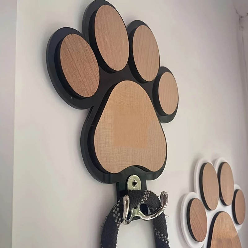Paw Print Wooden Leash Hanger For Dogs And Pet Lovers 3