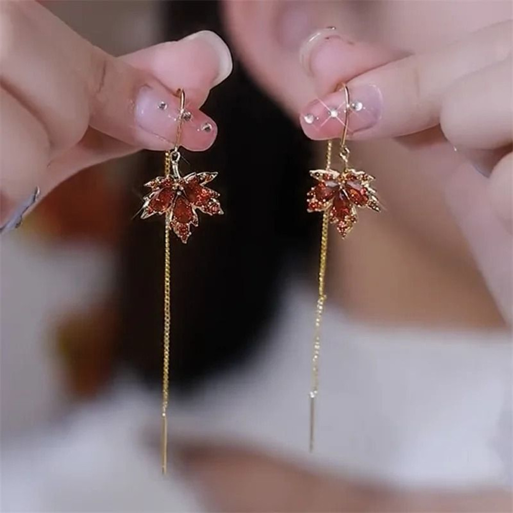 Elegant Crystal Leaf Drop Earrings 4