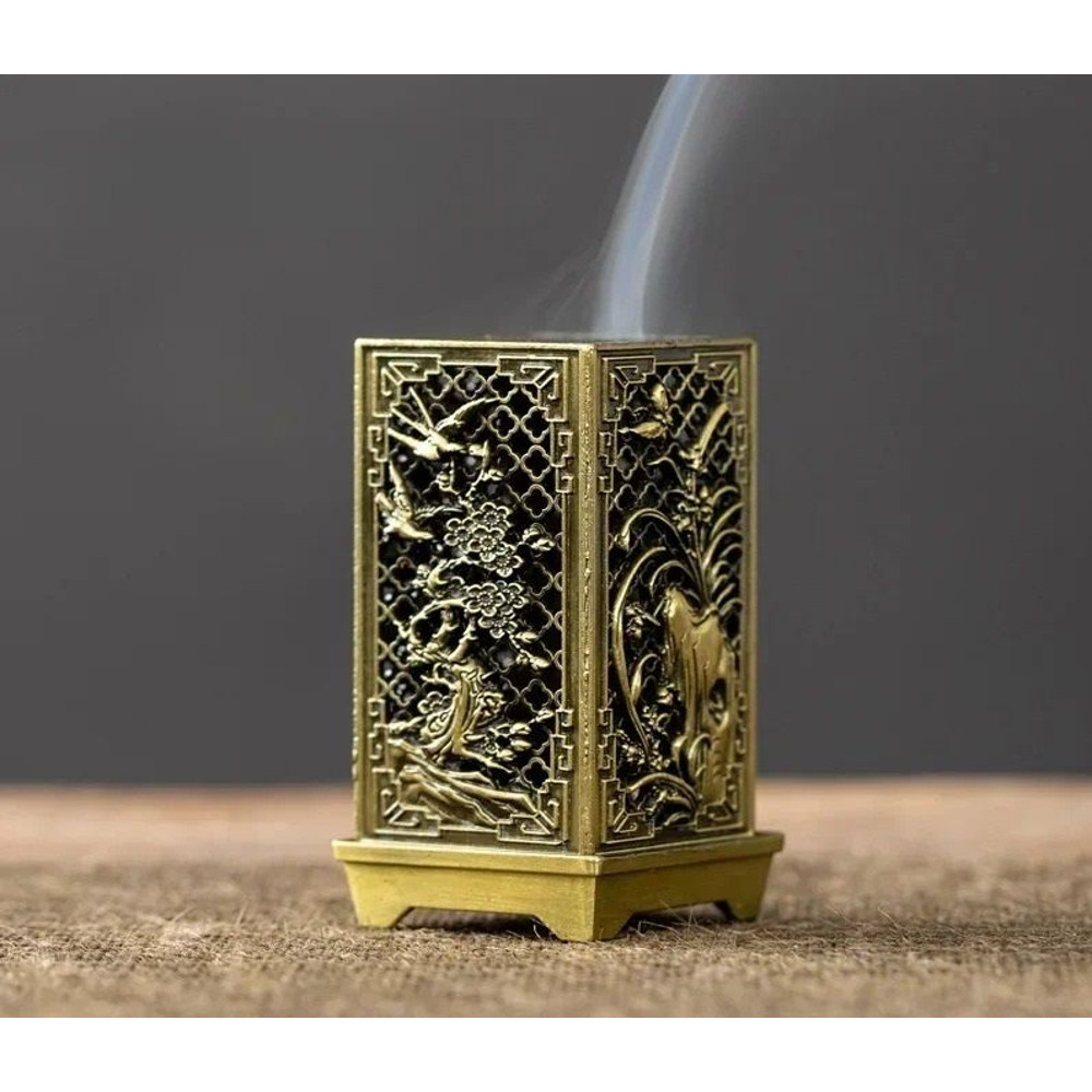 Elegant Metal Aroma Holder 8