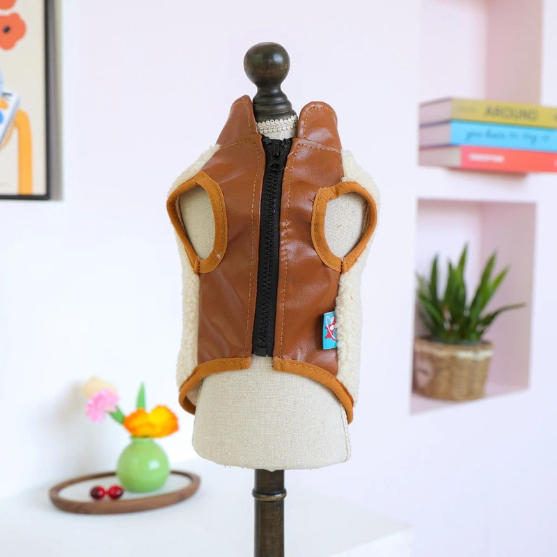 Cozy Lamb Wool Pet Vest With Leather Style Pocket For Autumn And Winter Warmth 3