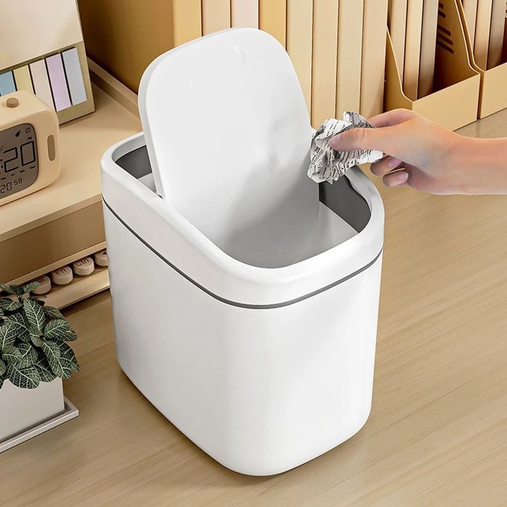 Compact Desktop Trash Can With Shake Cover 3