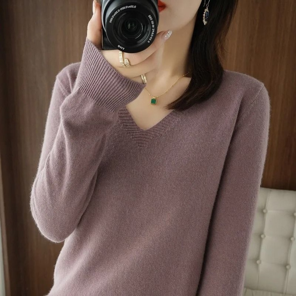 Elegant V Neck Cashmere Pullover With Lace Detail Hollow Out Knit Winter Sweater For Women 12