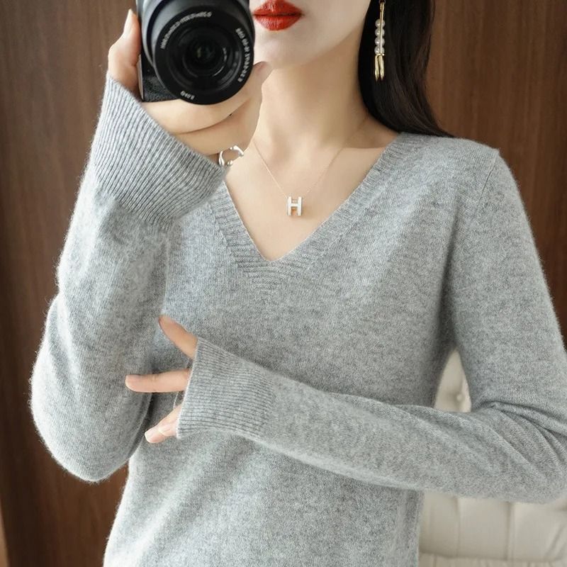 Elegant V Neck Cashmere Pullover With Lace Detail Hollow Out Knit Winter Sweater For Women 15