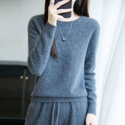 pure merino wool o neck pullover elegant cashmere feel winter sweater for women