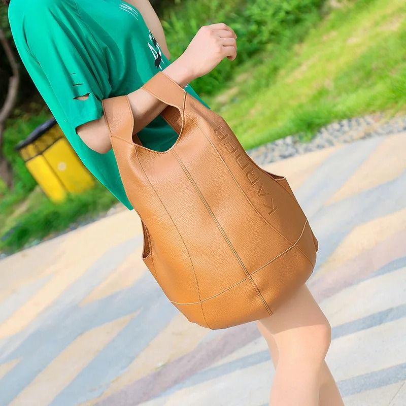 Classic European And American Motorcycle Backpack Stylish Designer Travel Bag For Men And Women 1