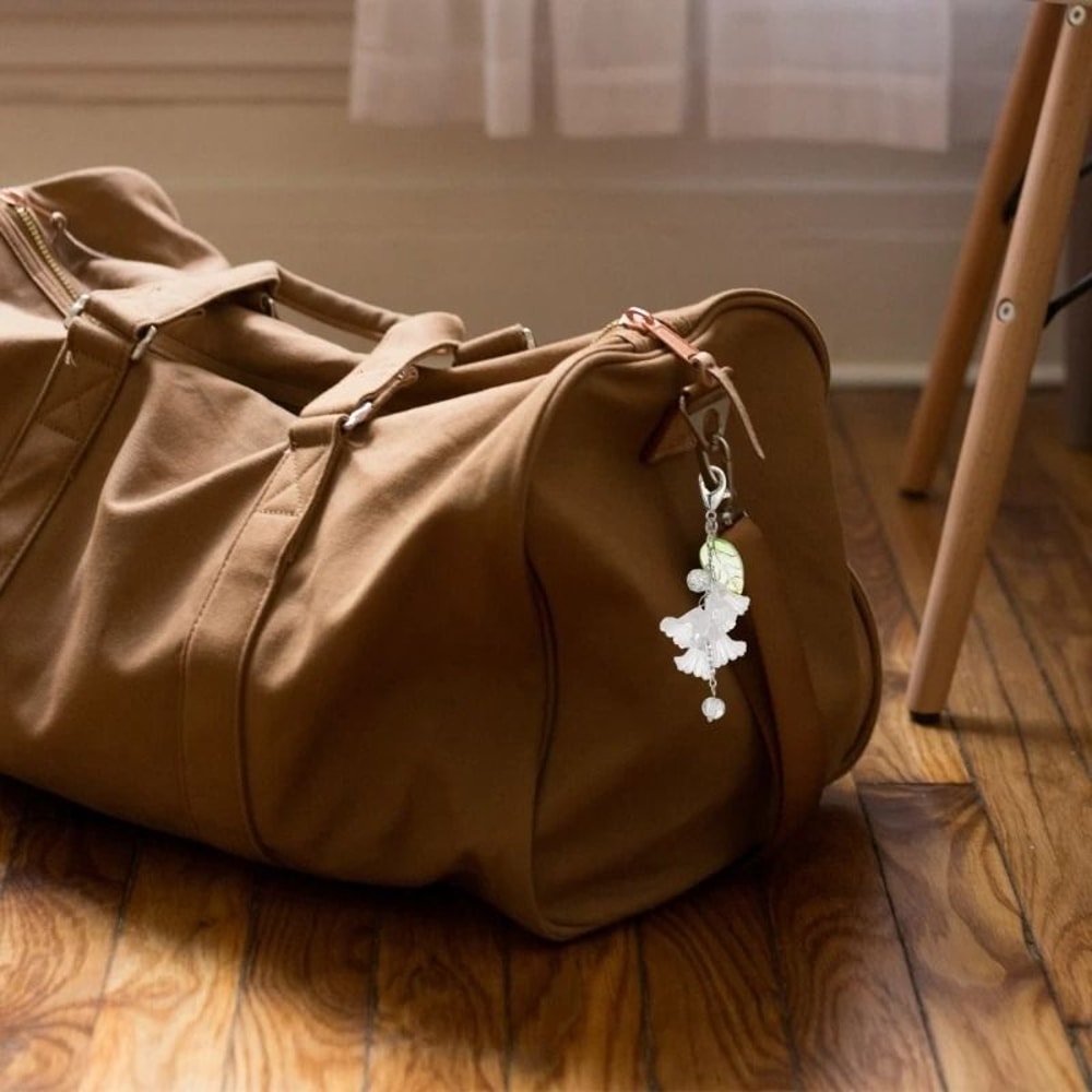 Handmade Acrylic Flower Keychain With Floral Leaf Pendant And Secure Lobster Clasp 2