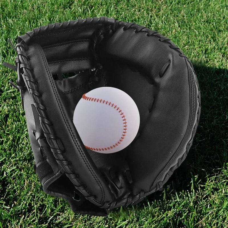 Premium PU Leather Baseball And Softball Catcher Mitt For Youth And Adults 3