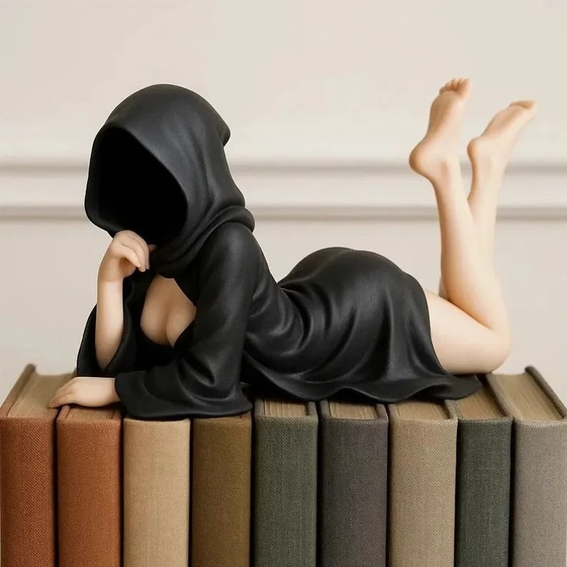 Hooded Gothic Figurine Bookshelf Decorative Sculpture 5